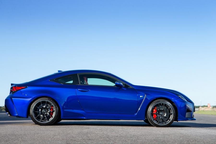  Lexus RC F 2019 года  (UK) (фото 11 из 40)